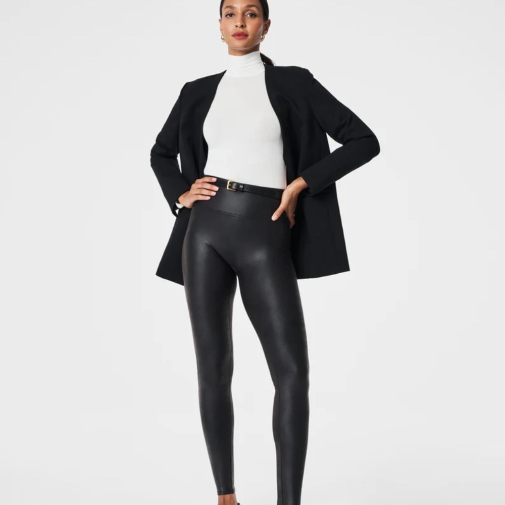 SPANX Faux Leather Black Leggings Sz Medium